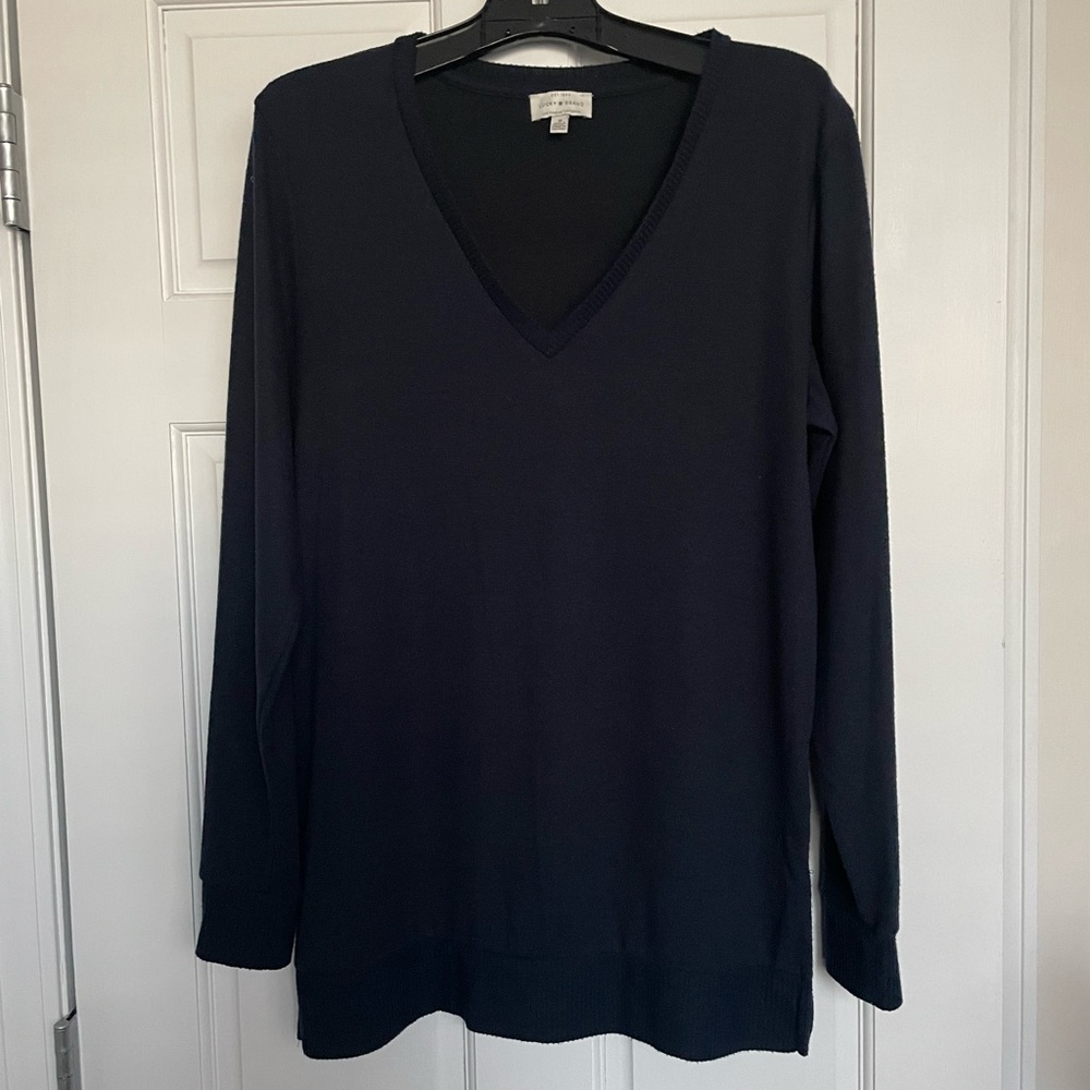 Lucky Brand Womens V-Neck Tunic Pullover
Navy Blue, size M